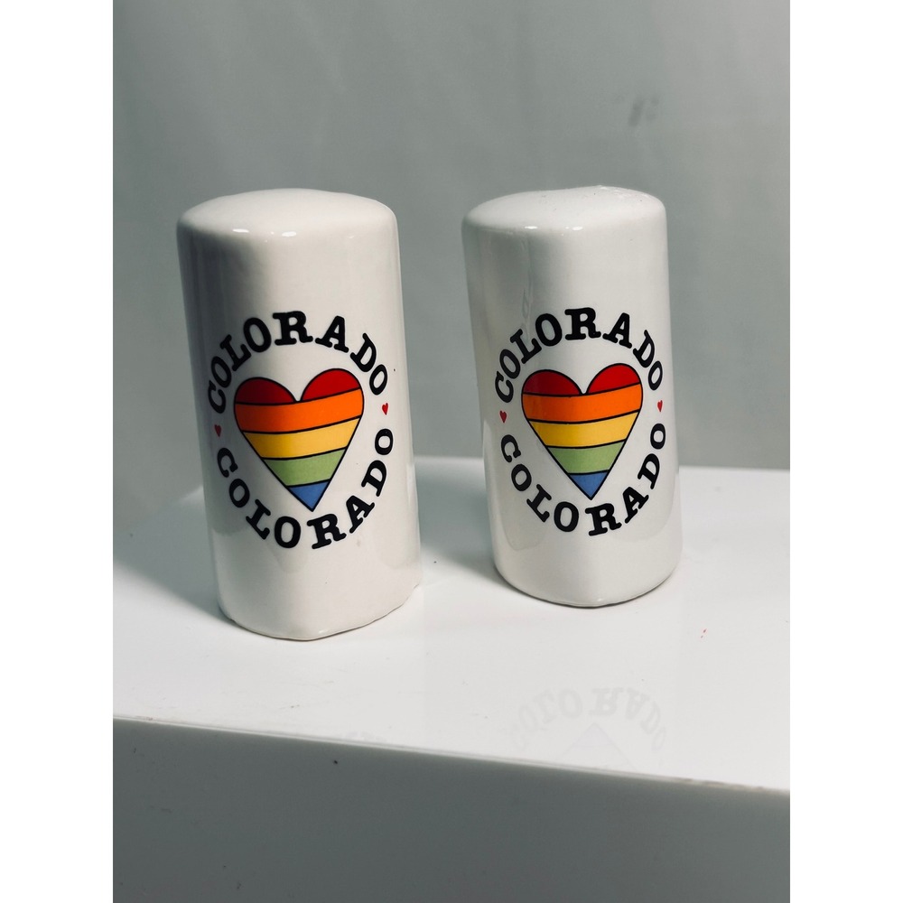 Colorado‎ Rainbow Heart Salt and Pepper Shakers Set White Ceramic Souvenir